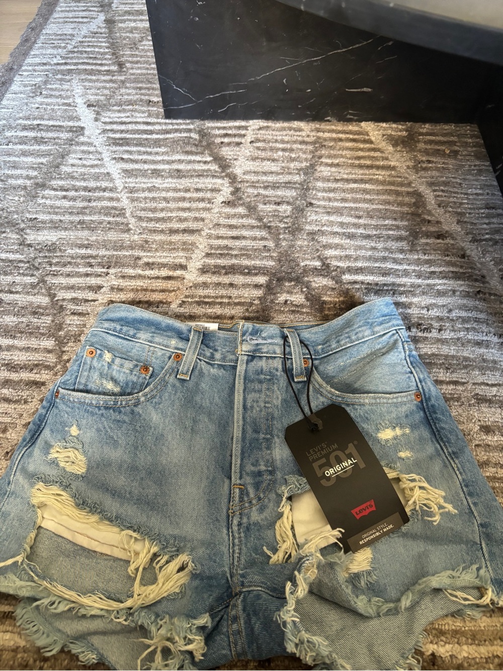 Women's Jeans Subcategory Identification
